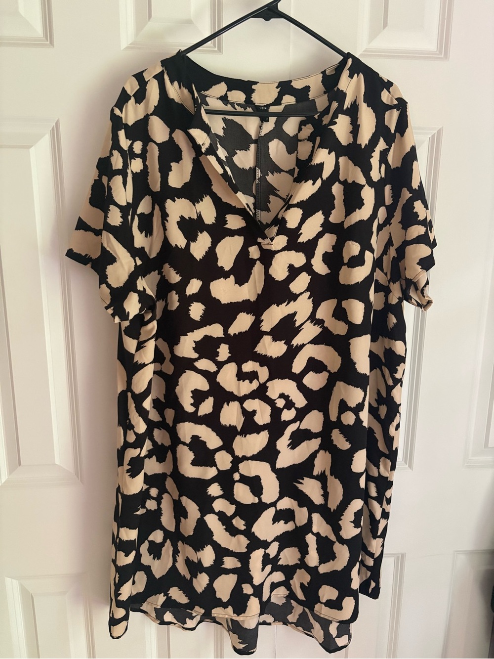 SHEIN Black and Cream Leopard Print Midi Dress